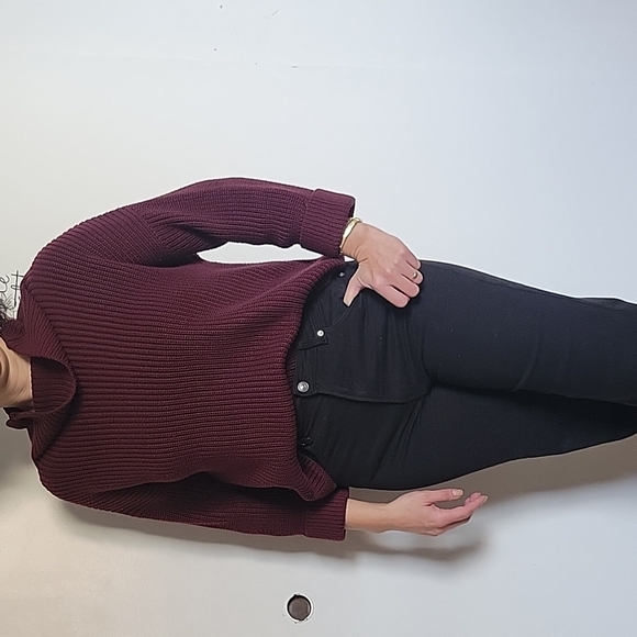 𝅺LORD & TAYLOR Burgundy Sweather US S - Picture 1 of 8